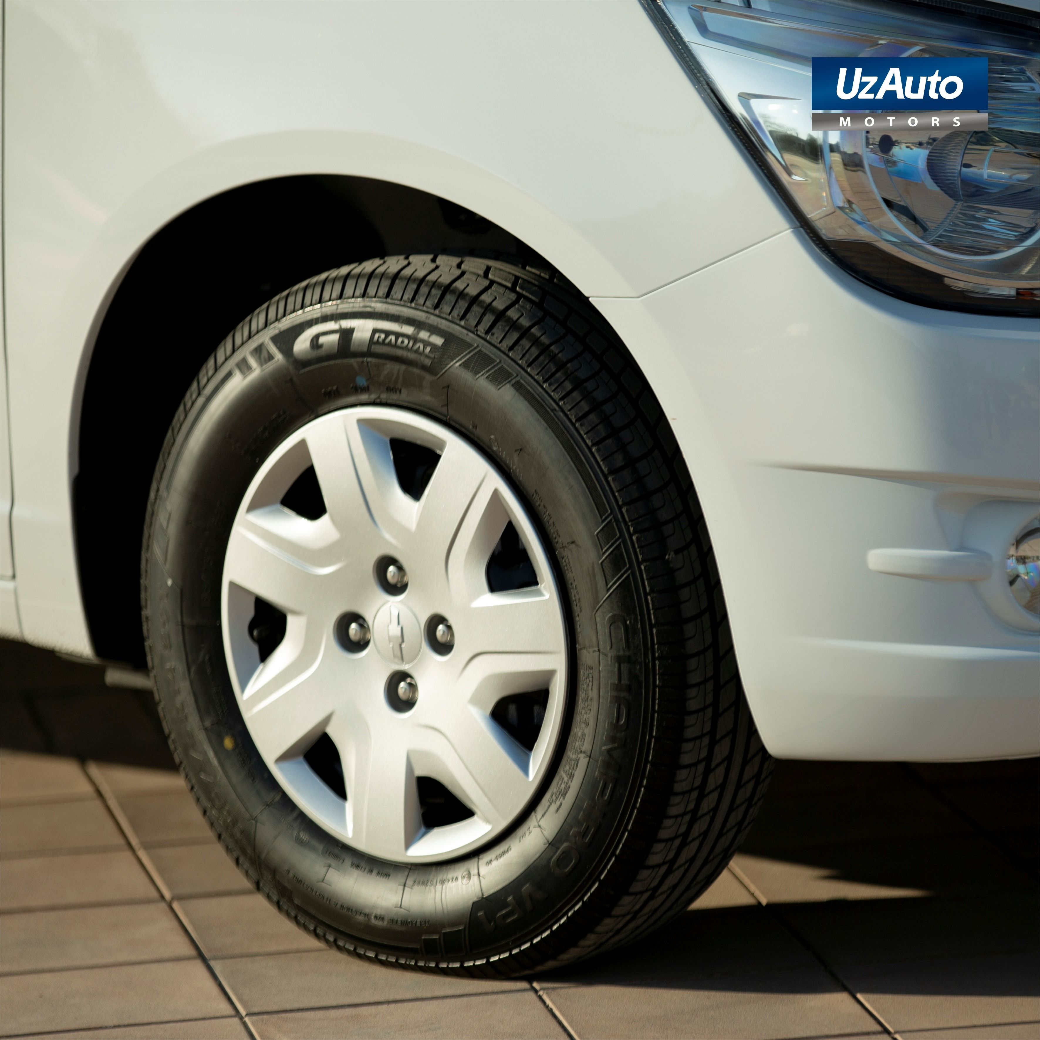 SOTUVDA YANGI KOMPLEKTATSIYADAGI CHEVROLET COBALT!