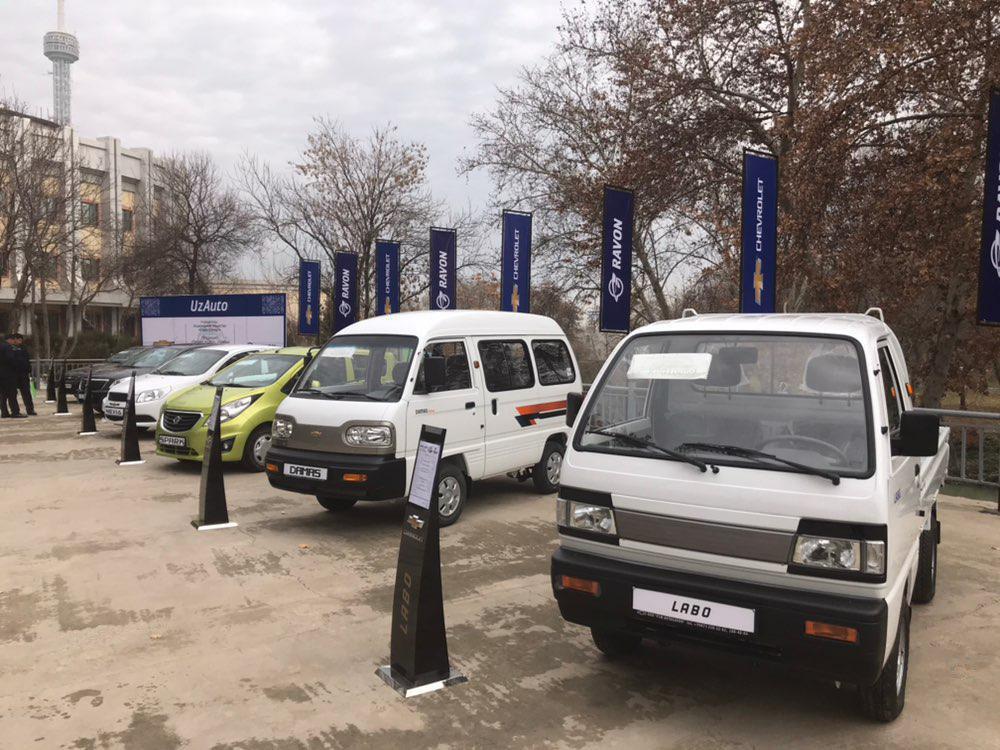 Gm uzbekistan takes part in the first international export exhibition "made in uzbekistan"
