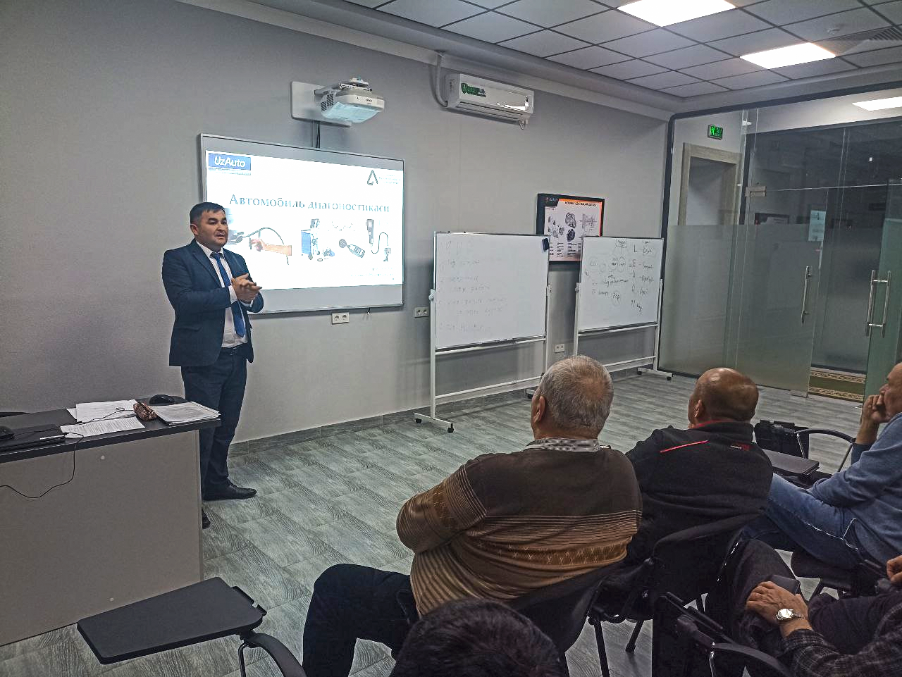 TEXNIK XIZMAT KO’RSATISH XODIMLARI UCHUN MASTER KLASS O’TKAZILDI