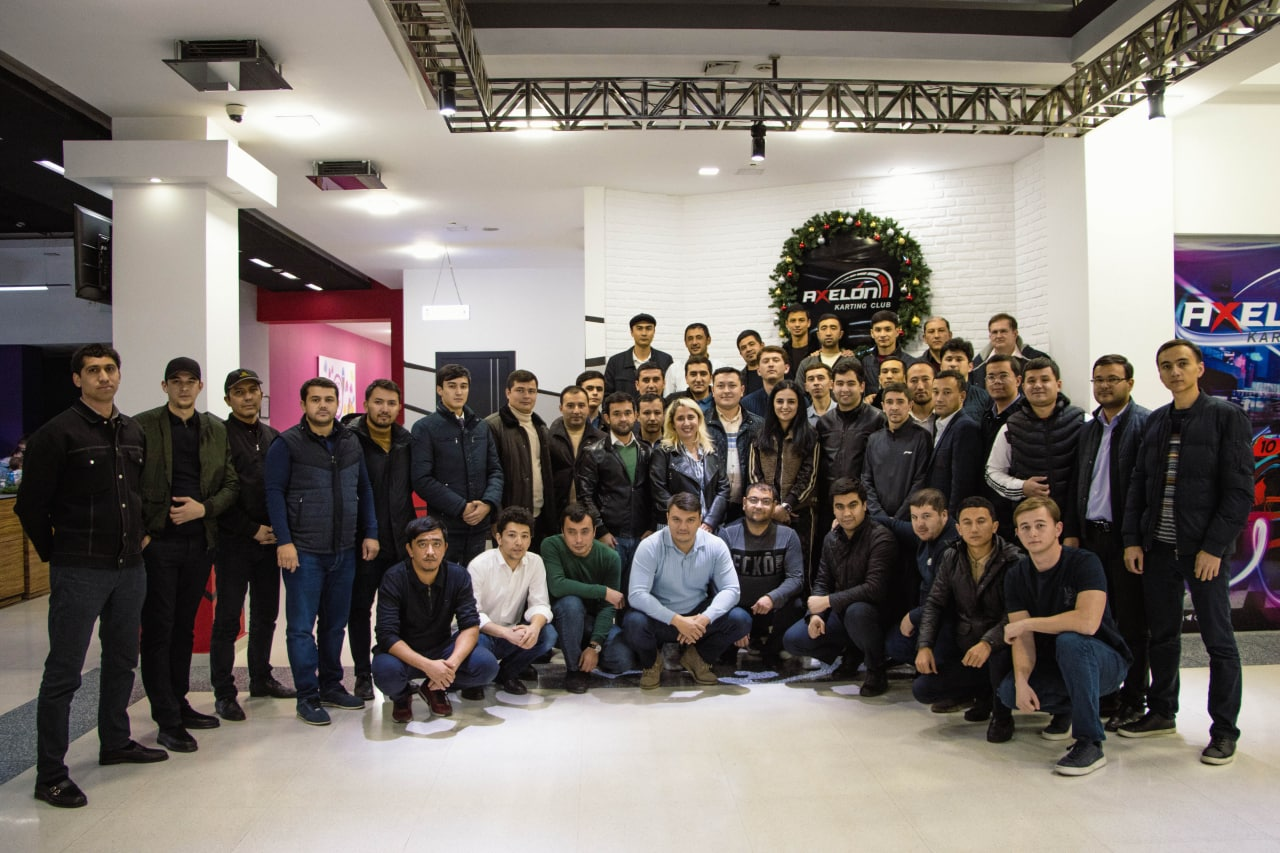 Biz bir jamoa, bir kuchmiz!