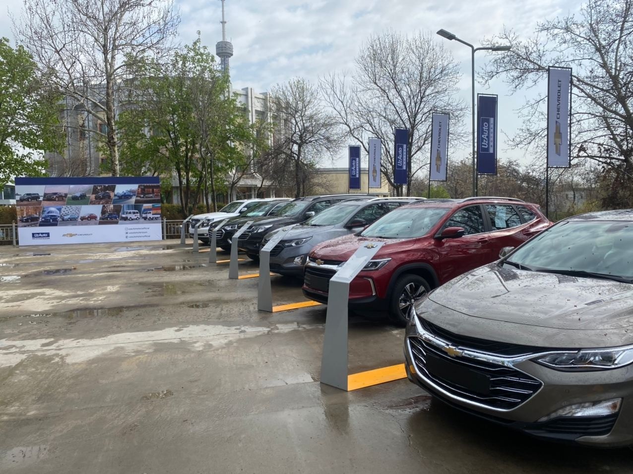 “UZAUTO MOTORS” - XАLQАRO SАNOАT KOʼRGАZMАSIDА