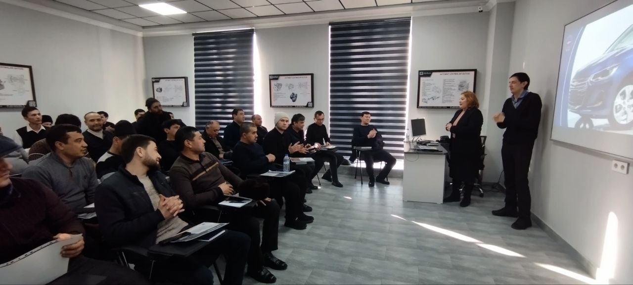В UZAUTO MOTORS ПРОВЕЛИ ТРЕНИНГИ ПО ONIX