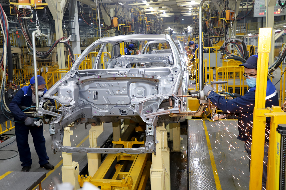 Новый сварочный цех запустили на заводе UzAuto Motors в Асаке